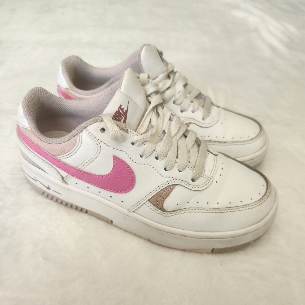 Authentic NIKE Gamma Force Women's Size 6 Shoes Sneakers White & Pink FZ3613 100
